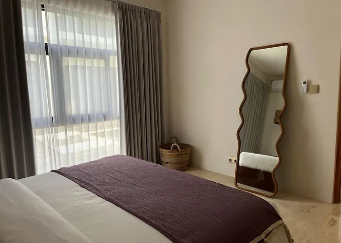 Cozy 1br Wood Furnished In Nelayan Reef Canggu