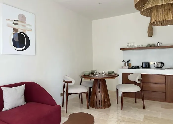 Ferienhaus Cozy 1br Wood Furnished In Nelayan Reef